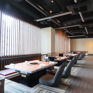 本格炭火焼肉えがお